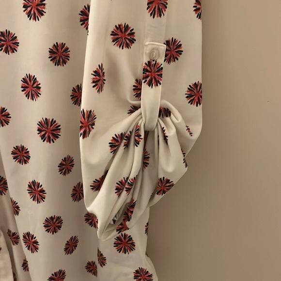 Lularoe Valentina knit button up shirt with button up sleeves size 2XL - Picture 3 of 4